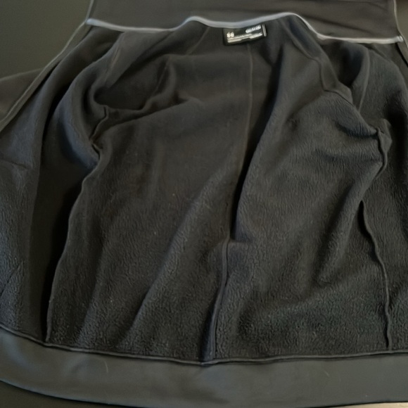 Under Armour Black Full-Zip Jacket - Picture 9 of 9